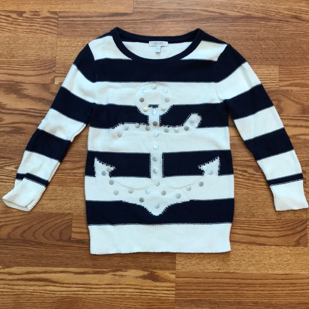 Gently used sweater
